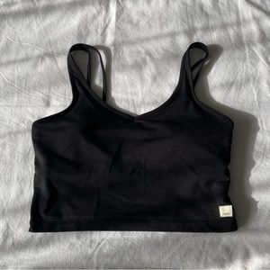 Vuori halo performance crop